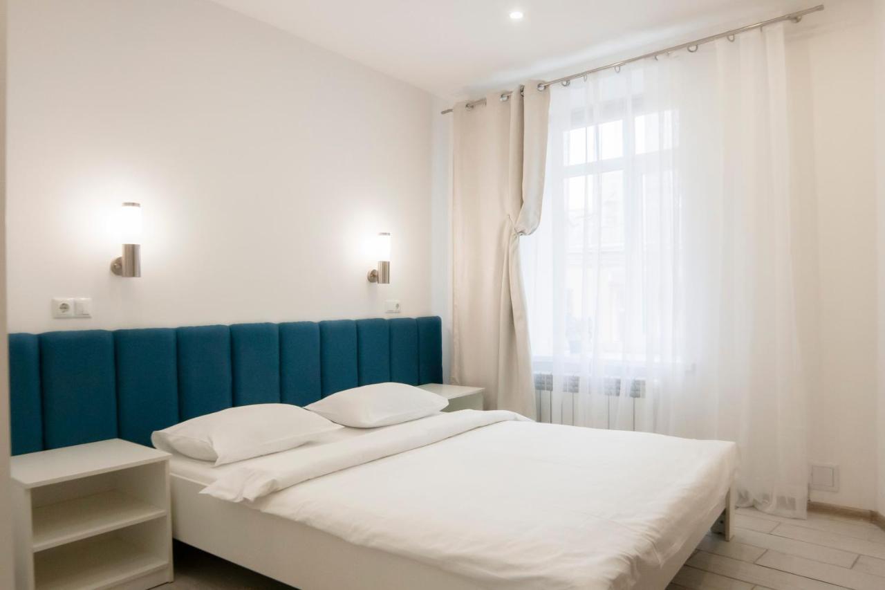 Ultra Lux 3 Rooms Apartment Near Arena City Kyiv Exterior photo